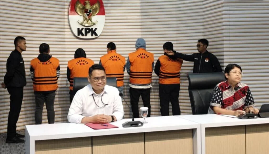 Teras Kalbar - Berita Hukum Politik 1(1)