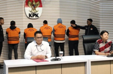 Teras Kalbar - Berita Hukum Politik 1(1)