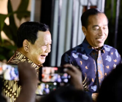 Teras Kalbar - Berita Hukum Politik 2(1)