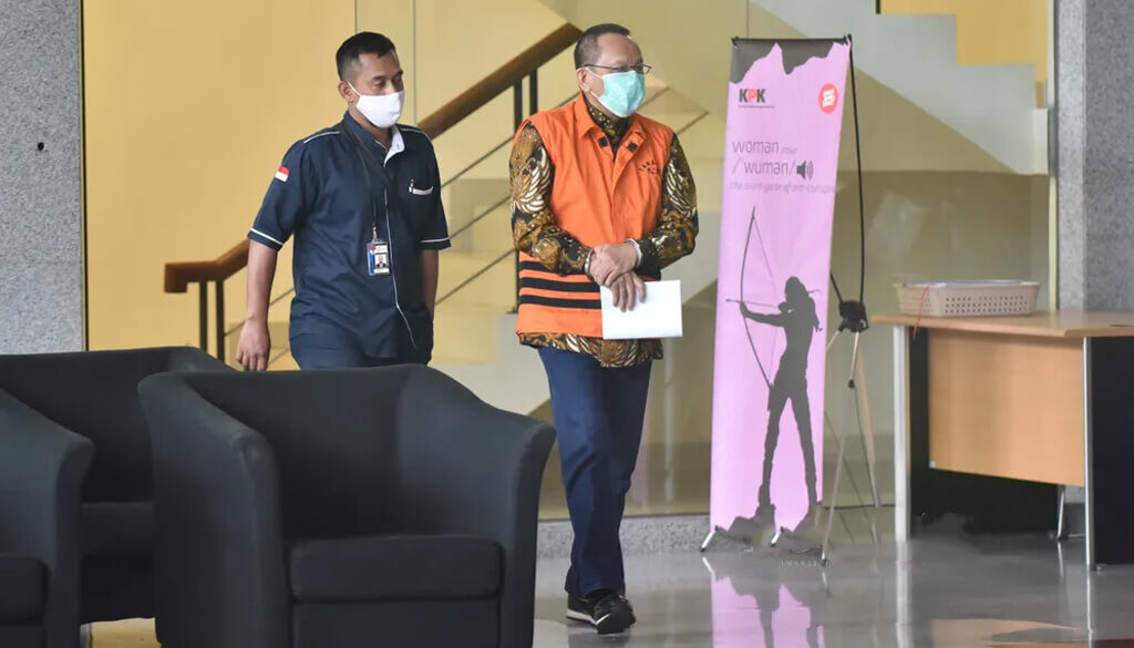 Teras Kalbar - Berita Hukum Politik 3(1)