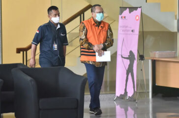 Teras Kalbar - Berita Hukum Politik 3(1)